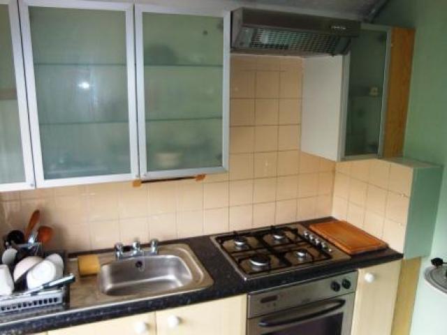 			2 Bedroom, 1 bath, 1 reception Flat			 Hendale Avenue, HENDON